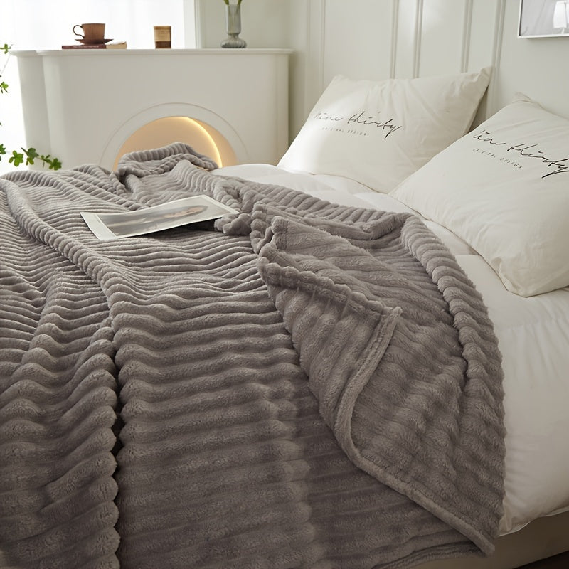 Thickened Striped Plush Blanket – Soft & Skin-Friendly Sofa Blanket, Multi-Purpose Nap Blanket