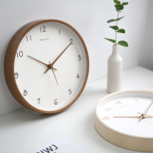 Simple Analogue Solid Wood Wall Clock for Home