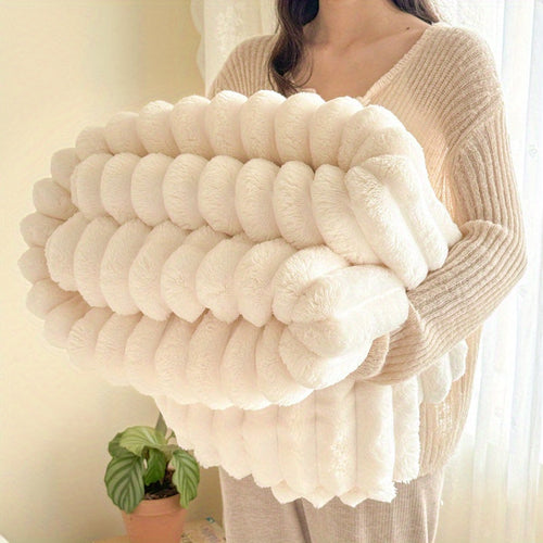 Cozy Striped Flannel Blanket – Soft, Warm & Lightweight for Sofa, Bed, Office & Travel – Versatile All-Season Gift