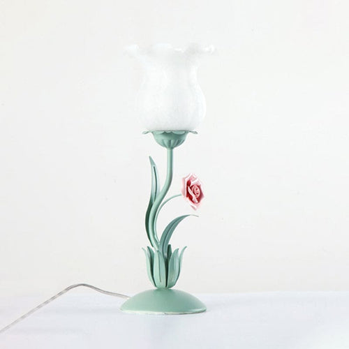 FlowerLight - Atmospheric Table Lamp with Floral Design