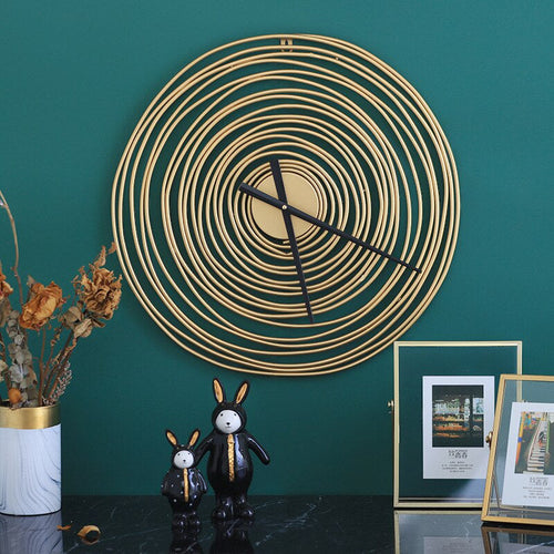 Golden Elegance – Stylish Wall Clock for Your Home