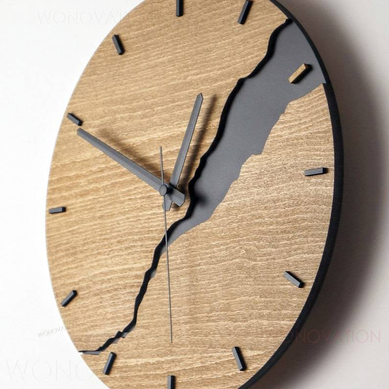 Luxury Wooden Clock – Stylish & Elegant