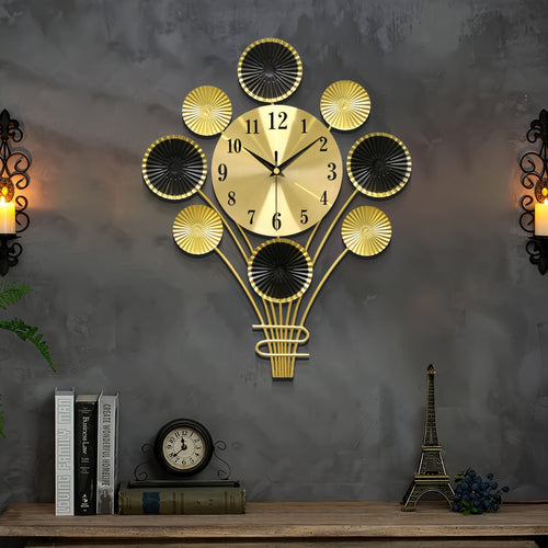 Modern Metal Silent Wall Clock – Balloon Shape, Decorative for Living Room & Bedroom