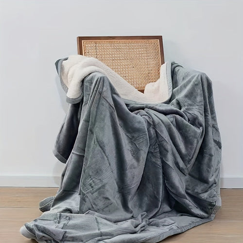 Flannel Waterproof Blanket – Soft & Breathable Warmth with Waterproof Function – 130 cm × 150 cm