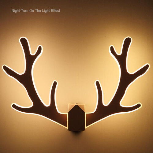 AntlerLux - Unique Antler-Shaped Wall Light with LED Lighting