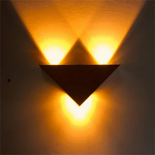 LumiTri - Triangular Wall Lamp