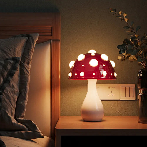 GlowMush - Retro LED Table Lamp in Mushroom Design