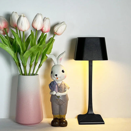 LumiSquare - LED USB Table Lamp with Square Design