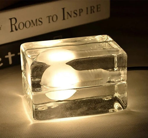 GlowCrystal - Transparent Table Lamp – Modern Lighting for Stylish Interiors