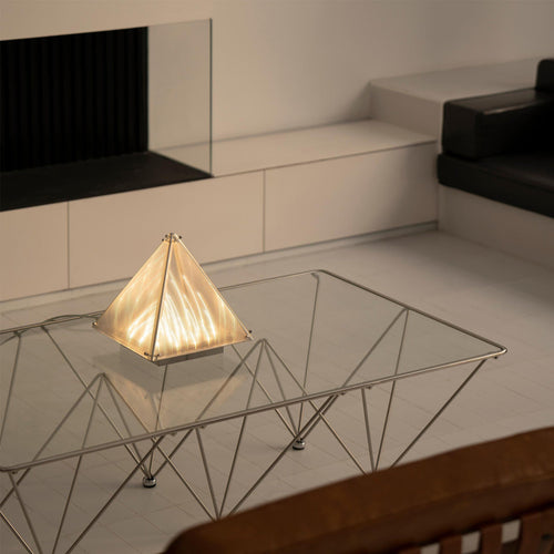 FragmentGlow - Modern Table Lamp with Triangular Design