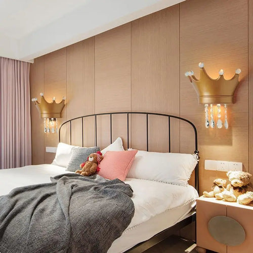 LuminaGlow - Crown Wall Lamp | Royal Ambiance and Elegance