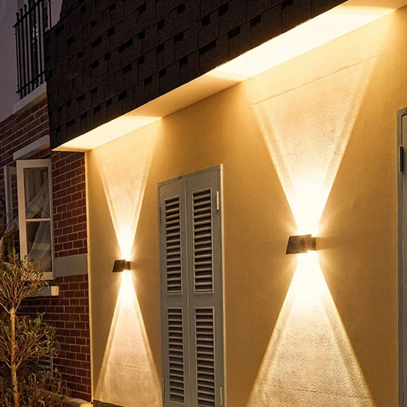 SunBreeze - Solar Balcony Lighting