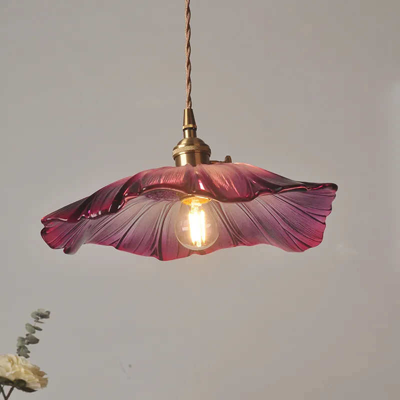 FloraGlimmer - Elegant Flower Pendant Lights