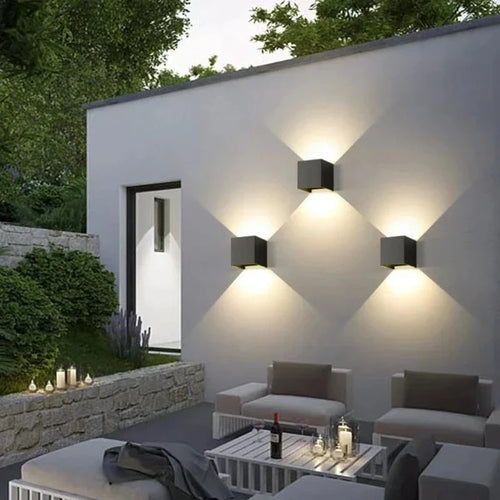CityGlow - Stylish Outdoor Wall Lamp