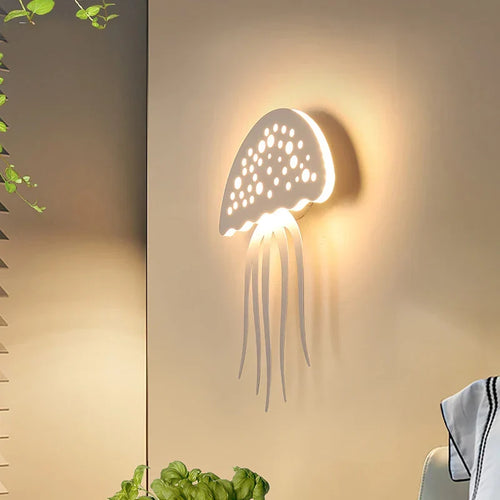 OceanicShine – Jellyfish Wall Lamp with Ambient LED Lighting
