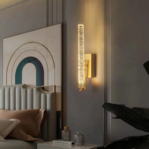 CrystalGold - Elegant LED Wall Lamp in Gold with Crystals for Living Room and Bedroom