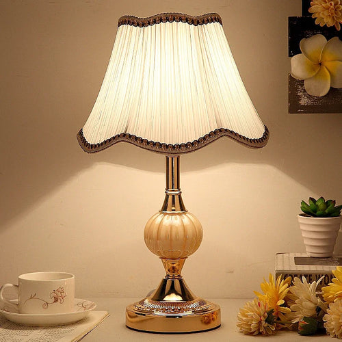 NordicRetro – Vintage Table Lamp with Timeless Design