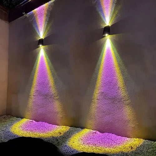 Aurora - Solar-Powered Outdoor Lamps