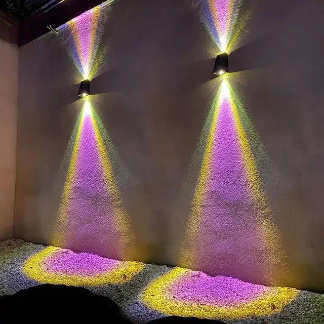Aurora - Solar-Powered Outdoor Lamps