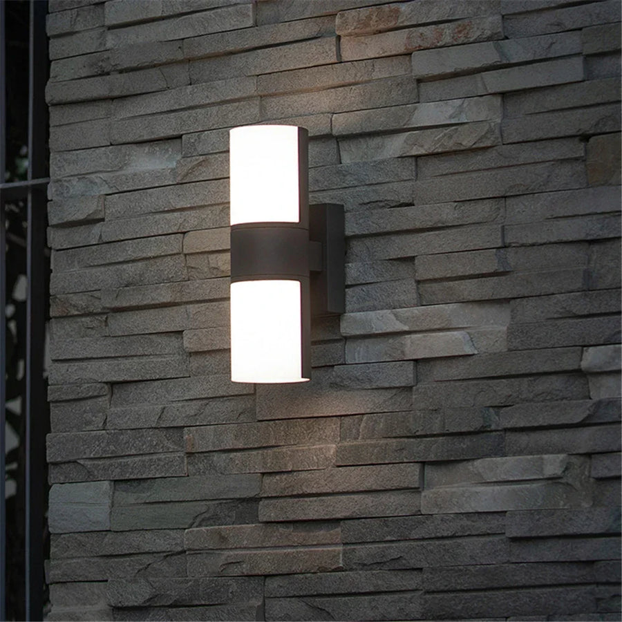 LightGuard - Modern Outdoor LED Wall Lamp
