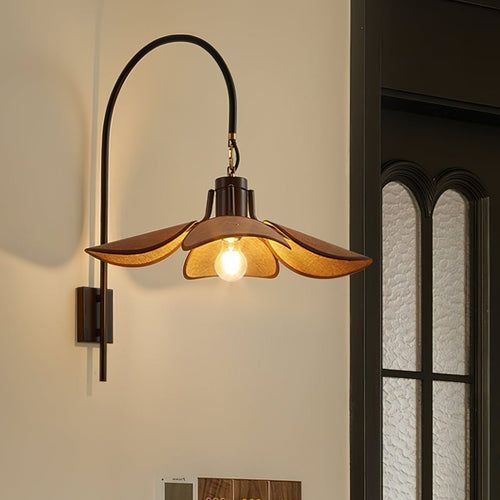 FloraLume – Flower-Shaped Wall Lamp for Elegant Lighting