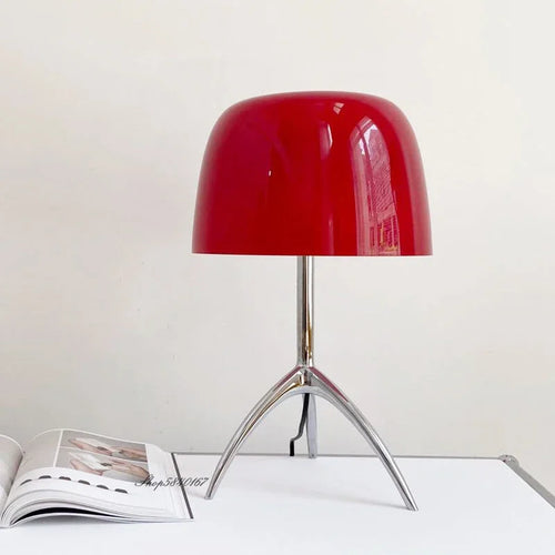 LumiTripod – Modern LED Desk Lamp