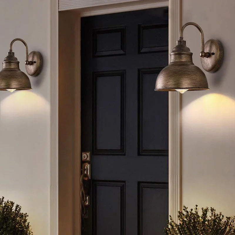 RetroLight - Classic Outdoor Wall Lamp