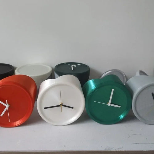SilentCorner – Corner Wall Clock, No Drilling Required