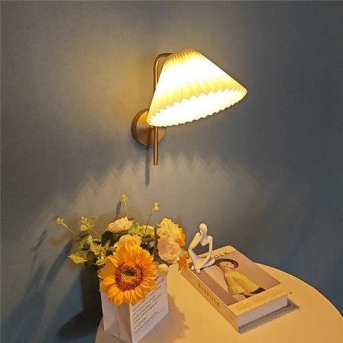 NordicLuxe - Golden Wall Lamps Modern Bedroom Reading Lamp