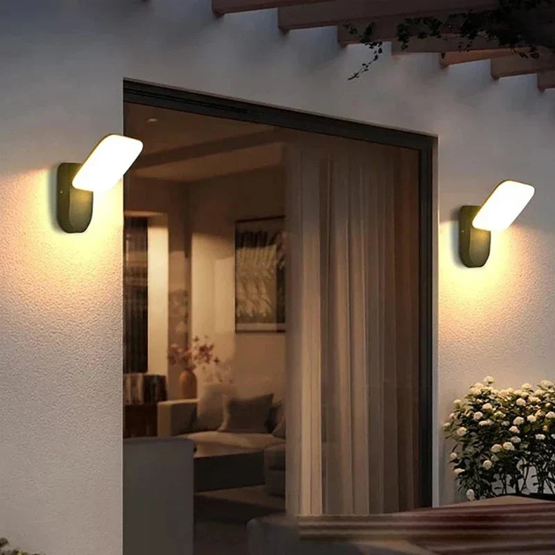 SecureLight - Motion Sensor Outdoor Lamp