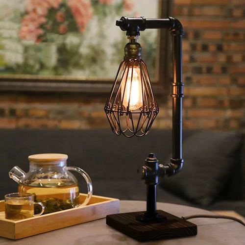 LumiVintage – Industrial Vintage Metal Table Lamp, Retro Loft Design for Living Room, Office and Bedroom