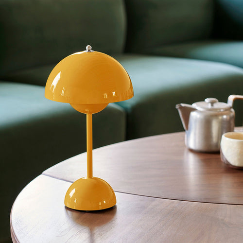 SolarFlare - LED Table Lamp for an Atmospheric Interior