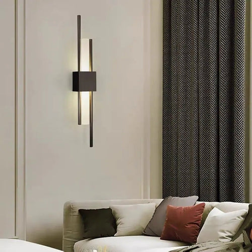 Modern Bar Wall Clock - Black/Gold LED Wall Light for Bedroom