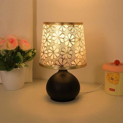 RetroLamp - Modern Scandinavian Fabric Table Lamp Metal Base USB