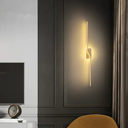 Modern Minimalist LED Wall Light Black/Gold