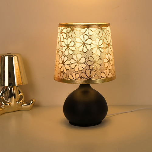 RetroLamp - Modern Scandinavian Fabric Table Lamp Metal Base USB