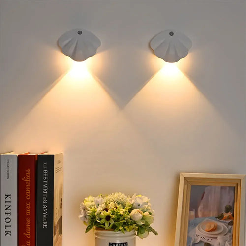 MotionGlow – Smart Night Lamp with Motion Sensor