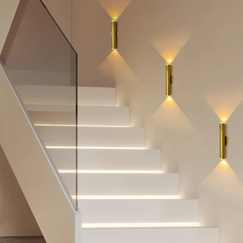 CubeGlow - Modern LED Wall Lamp in Minimalist Design