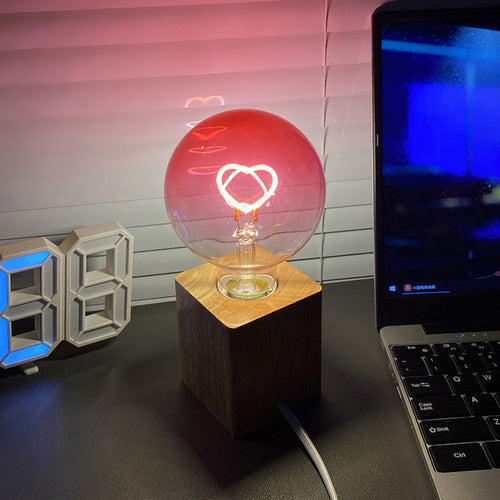 GlowHeart – Dimmable LED Lamp with Heart Pattern and Color Gradient